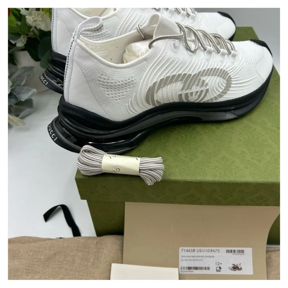 Gucci run white/gray/black sneakers size 12.5 made in Italy
